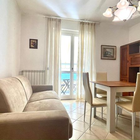 Sunset Boutique Apartment Marina di Massa Extérieur photo