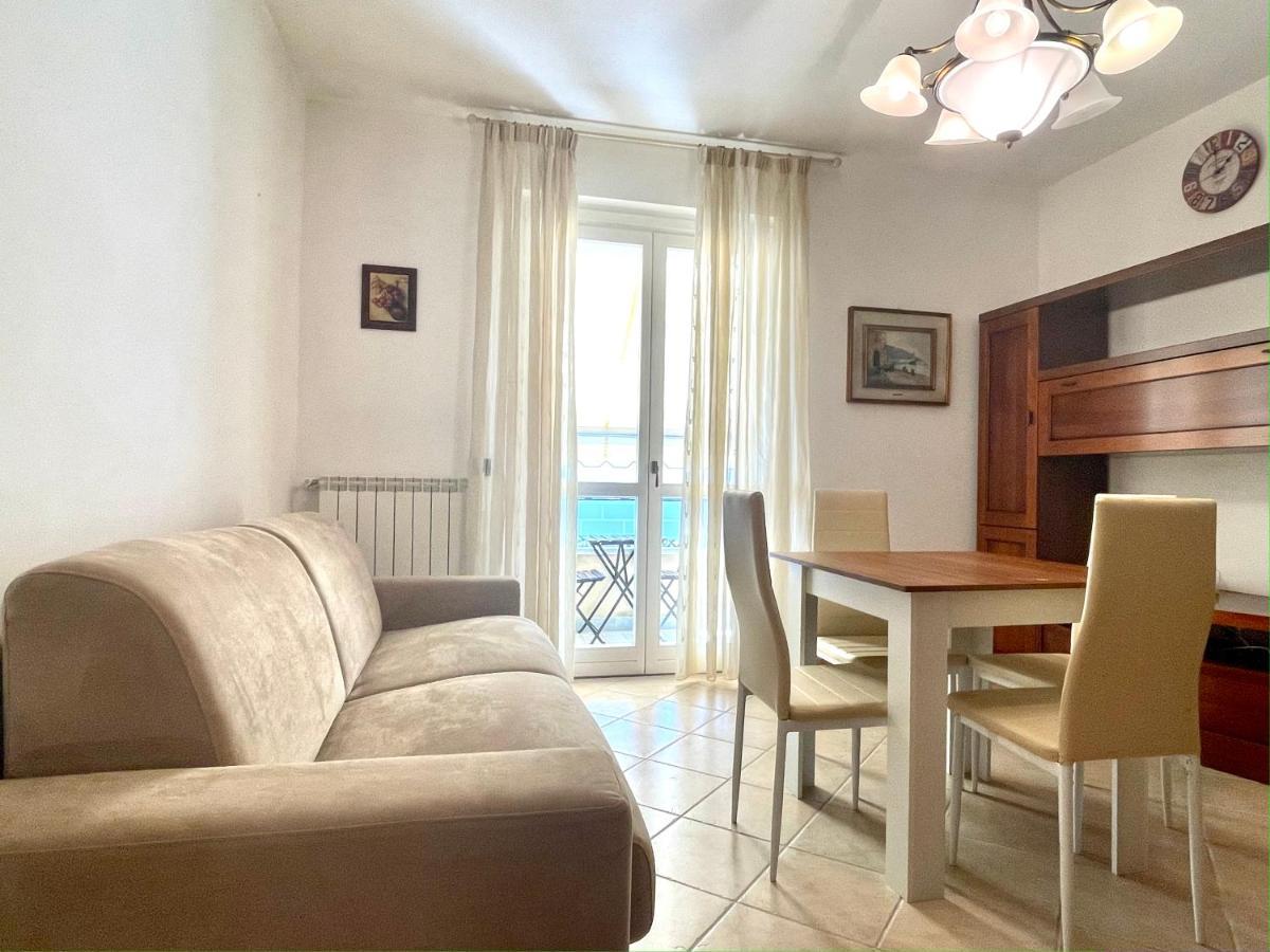 Sunset Boutique Apartment Marina di Massa Extérieur photo